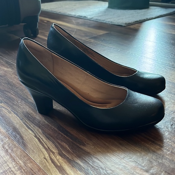 SOFFT Women's - Velma - Pump - Picture 2 of 9